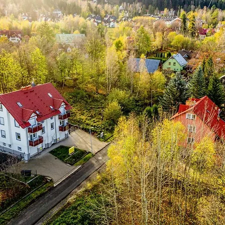 Apartman Wonder - Z Garazem, Ogrodkiem, Miejscem Na Grilla I Widokiem Na Karkonosze