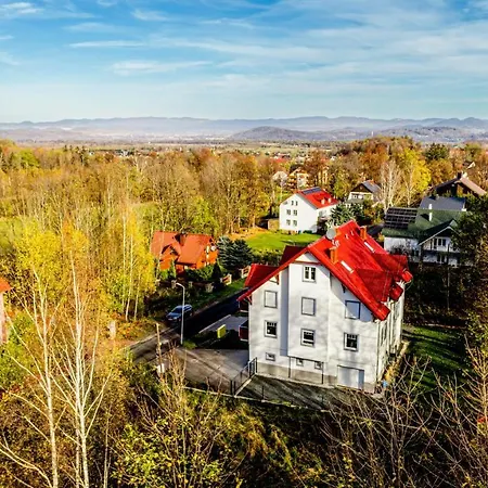 Wonder - Z Garazem, Ogrodkiem, Miejscem Na Grilla I Widokiem Na Karkonosze Apartman