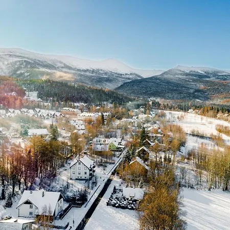 Wonder - Z Garazem, Ogrodkiem, Miejscem Na Grilla I Widokiem Na Karkonosze Karpacz